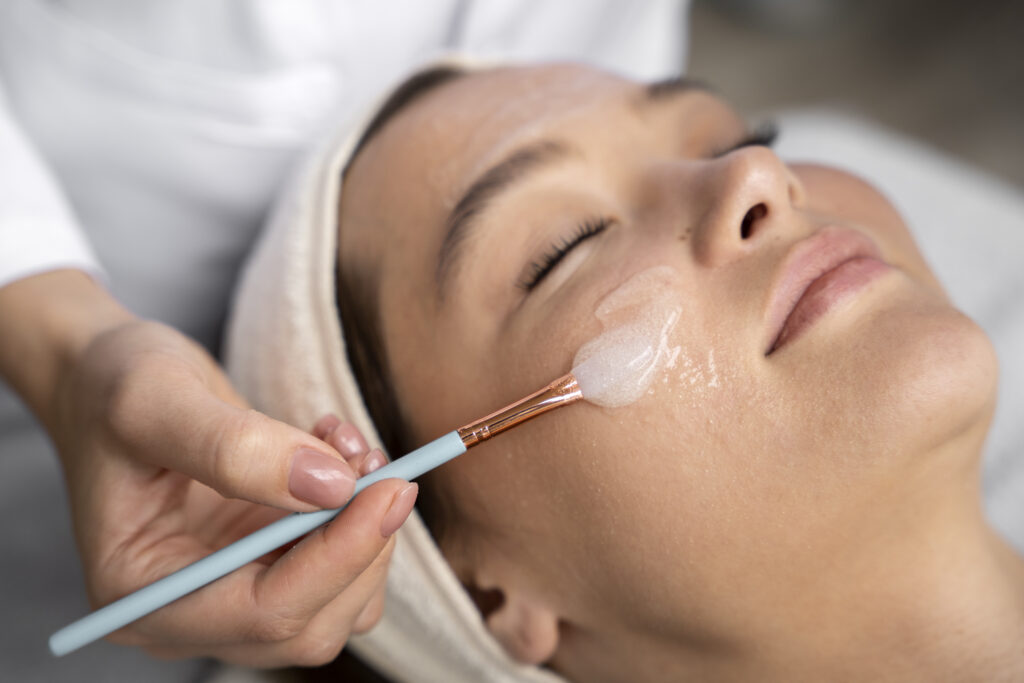 Peeling a Napoli con il Dr.Vincenzo Grippo per migliorare luminosità e compattezza della pelle